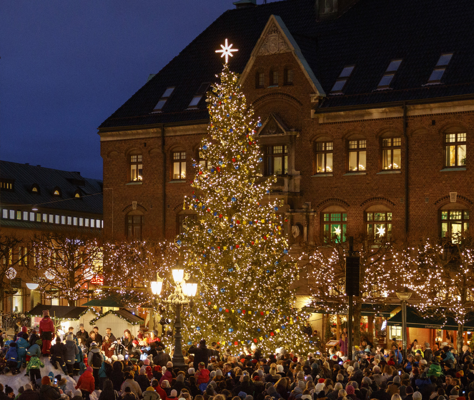 Swedish grantändning in Lund during a dark evening in the late November