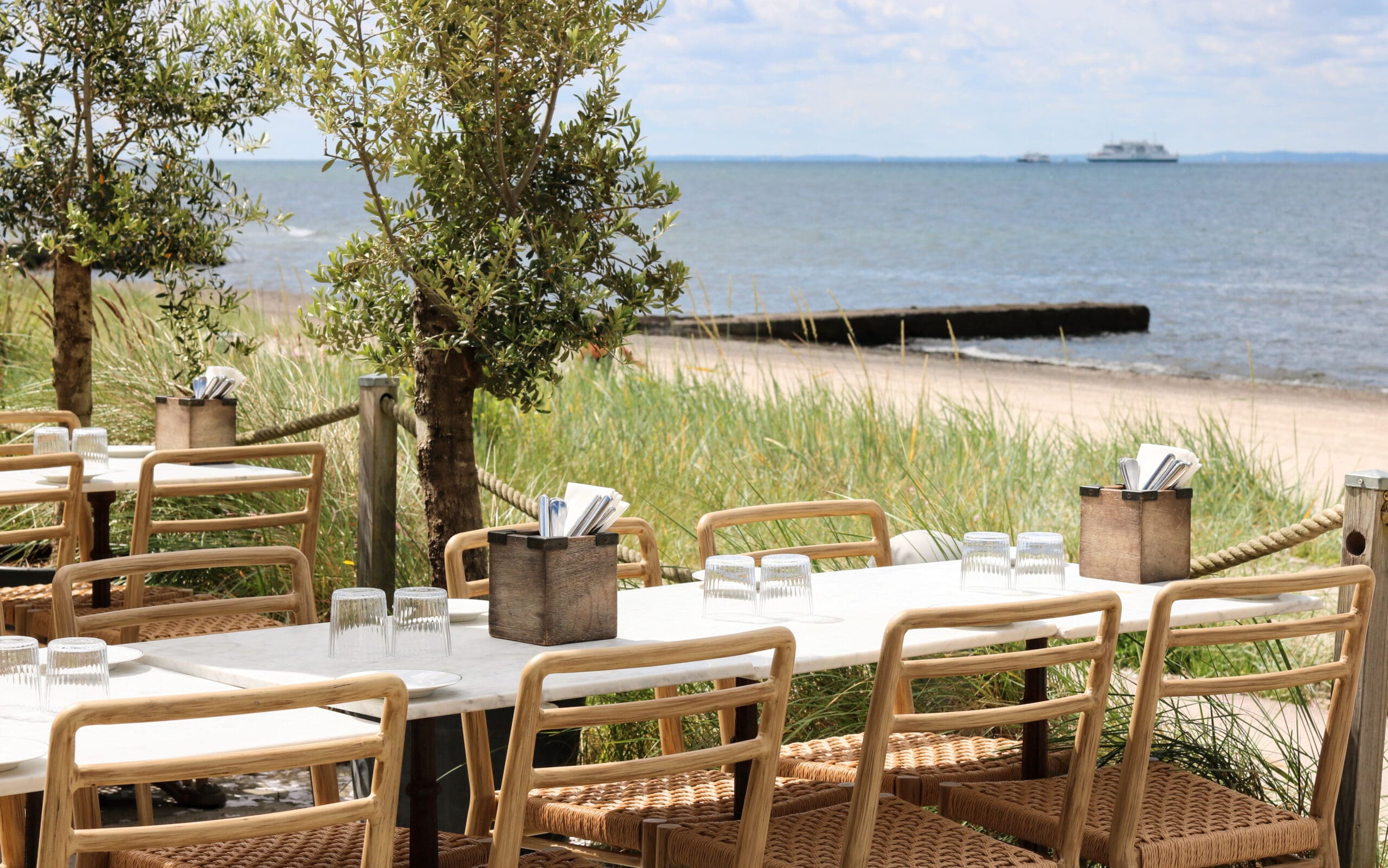 Lunch at Pålsjö Krog in Helsingborg during a cloudy summer day